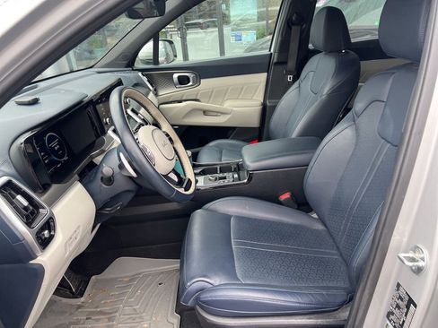 Certified 2022 Kia Sorento SX Prestige image 10