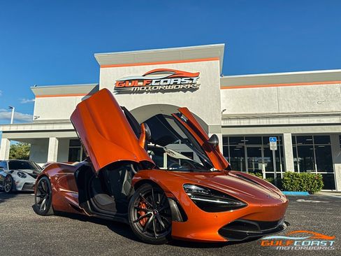 Used 2018 McLaren 720S Luxury image 1