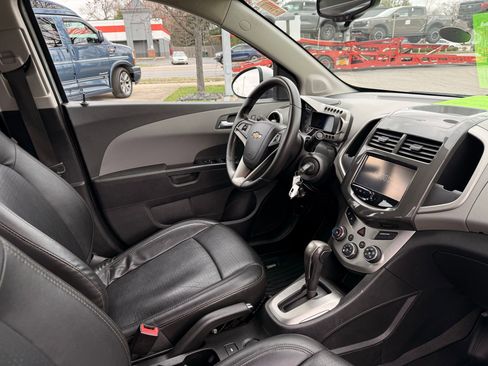 Used 2015 Chevrolet Sonic LTZ FWD image 15