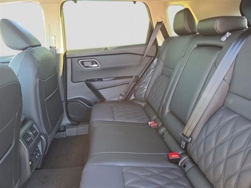 New 2026 Nissan Rogue Platinum w/ Platinum Premium Package image 23