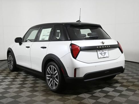 New 2026 MINI Cooper 4-Door Hardtop image 5
