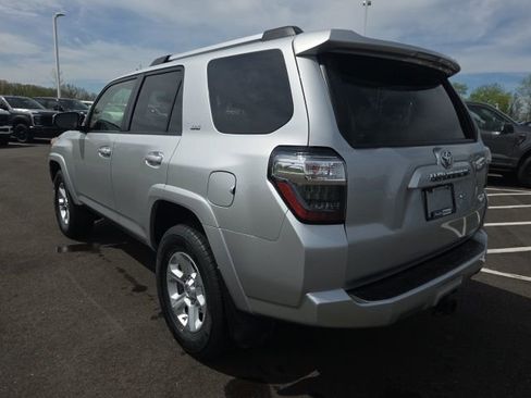 Used 2021 Toyota 4Runner SR5 image 16