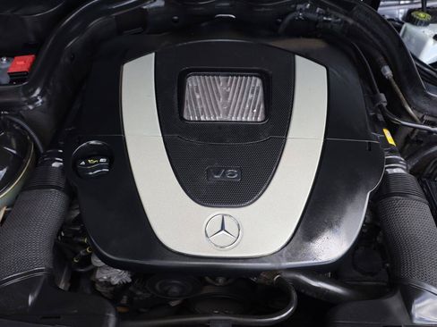 Used 2011 Mercedes-Benz C 300 4MATIC Sedan image 11