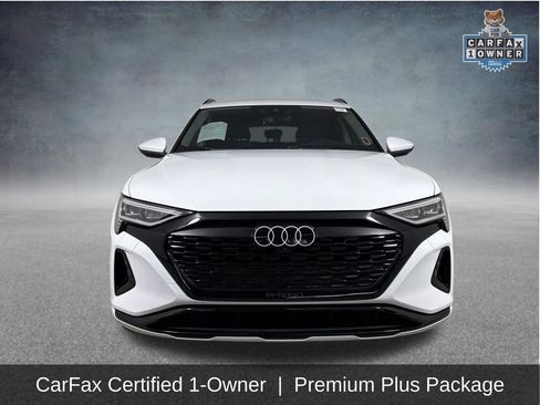 Used 2024 Audi Q8 e-tron Premium Plus w/ Premium Plus Package AWD/4WD image 2