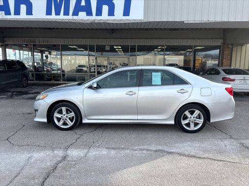 Used 2014 Toyota Camry SE image 8