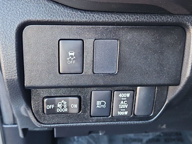 Used 2023 Toyota Tacoma TRD Sport AWD/4WD image 15