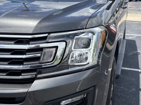 Used 2019 Ford Expedition XLT AWD/4WD image 9