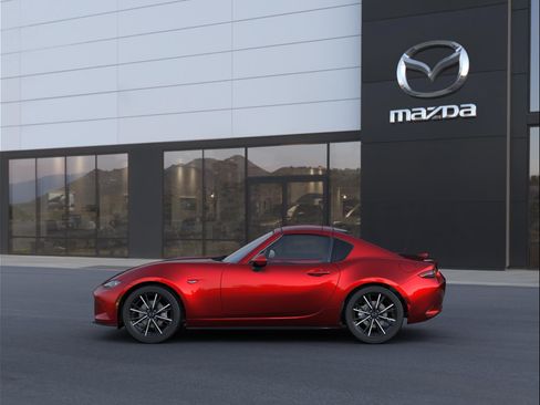 New 2026 MAZDA MX-5 Miata RF Grand Touring RWD image 3