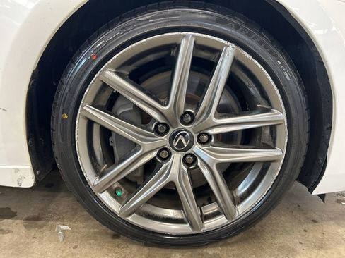 Used 2020 Lexus IS 350 F Sport w/ F Sport Package AWD/4WD image 15