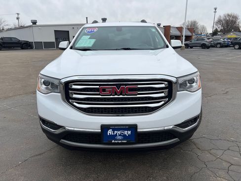 Used 2018 GMC Acadia SLE image 42