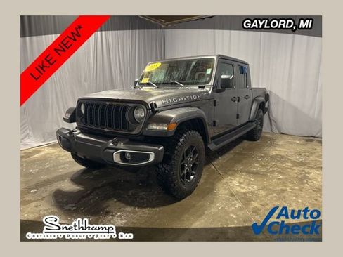 Used 2025 Jeep Gladiator High Tide image 1
