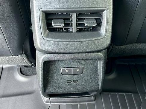 New 2026 Chevrolet Equinox EV LT image 14