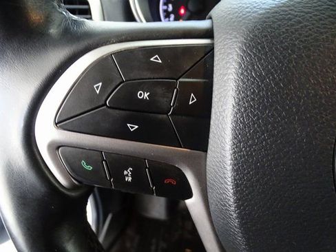 Used 2020 Jeep Grand Cherokee Altitude image 7