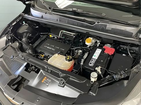 Used 2020 Chevrolet Trax LS FWD image 16