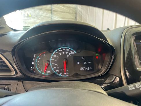 Used 2021 Chevrolet Spark LT FWD image 25