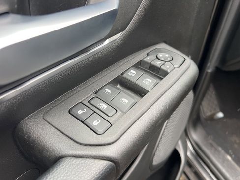 Used 2025 RAM 1500 Big Horn image 13