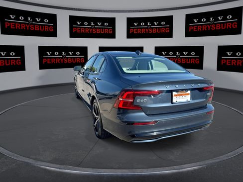 Used 2023 Volvo S60 B5 Plus w/ Climate Package image 6