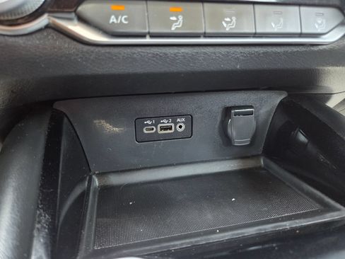 Used 2024 Nissan Altima 2.5 SR FWD image 35