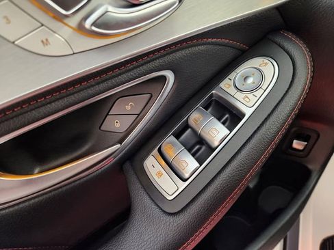 Used 2018 Mercedes-Benz GLC 43 AMG 4MATIC image 23