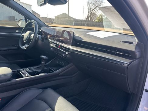 Used 2025 Kia K5 GT image 46