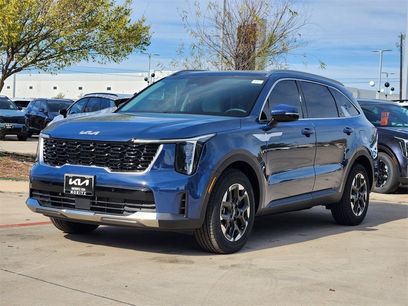 New 2026 Kia Sorento S w/ S Panoramic Sunroof Package