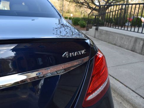 Used 2018 Mercedes-Benz E 300 4MATIC w/ Premium 1 Package image 30