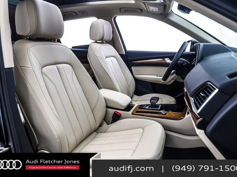 Used 2023 Audi Q5 2.0T Premium w/ Convenience Package image 8