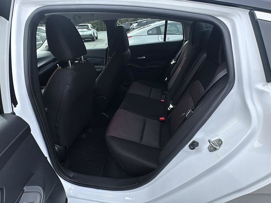 Certified 2026 Nissan Sentra SR w/ Floor Mat Package FWD image 16