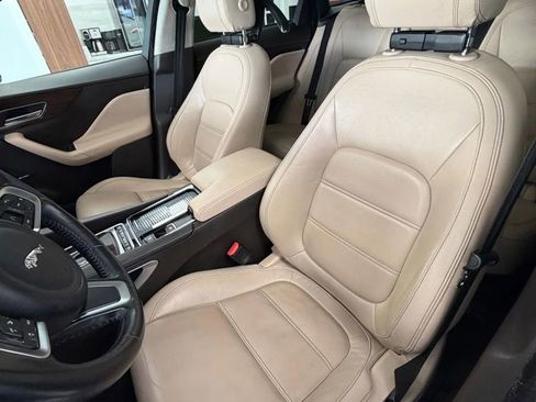 Used 2020 Jaguar F-PACE Prestige image 8