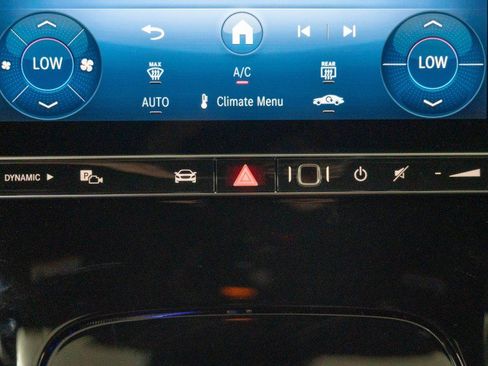 New 2026 Mercedes-Benz C 300 4MATIC Sedan image 26
