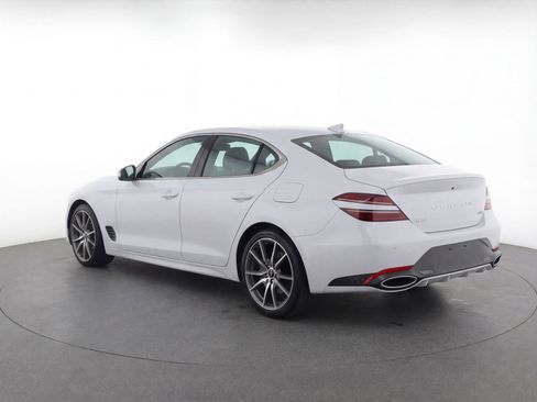 Used 2025 Genesis G70 2.5T image 6