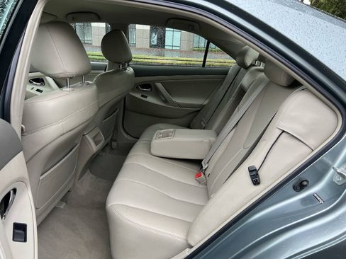 Used 2007 Toyota Camry LE FWD image 9
