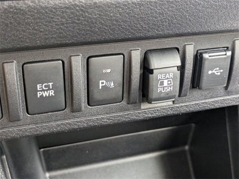 Used 2023 Toyota Tacoma SR5 image 18