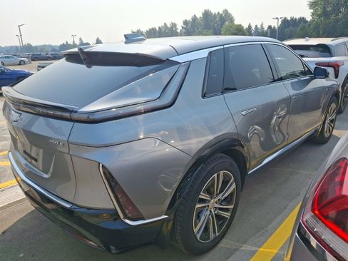 Used 2024 Cadillac Lyriq Luxury RWD image 5