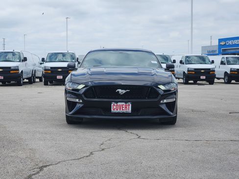 Used 2020 Ford Mustang GT RWD image 2