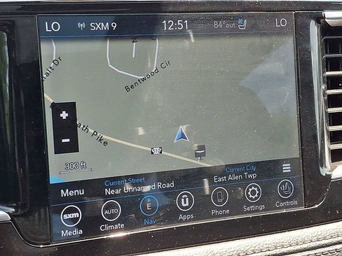 Certified 2020 Chrysler Pacifica Limited FWD image 19