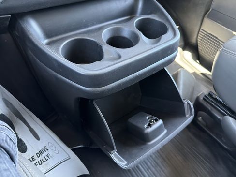 Used 2021 Chevrolet Express 2500 w/ Driver Convenience Package RWD image 22