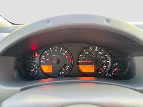 Used 2017 Nissan Frontier SV image 9