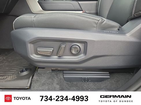 New 2026 Toyota Tundra Limited AWD/4WD image 37