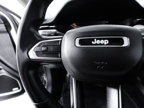 Used 2022 Jeep Compass Latitude w/ Sun and Sound Group AWD/4WD image 31