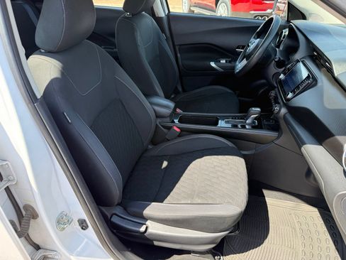 Used 2021 Nissan Kicks SV FWD image 30