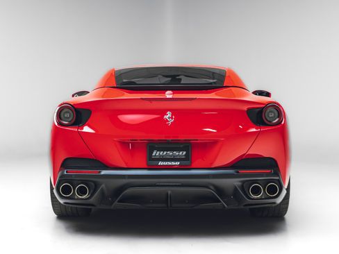 Used 2019 Ferrari Portofino RWD image 6