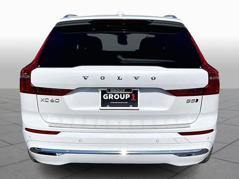 Used 2023 Volvo XC60 B5 Ultimate w/ Climate Package image 5