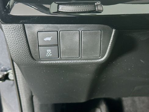 Used 2025 Honda CR-V EX-L image 17