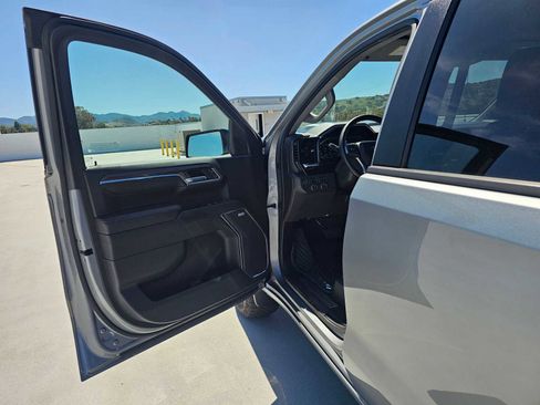 Used 2023 Chevrolet Silverado 1500 LT Trail Boss w/ Convenience Package II AWD/4WD image 19