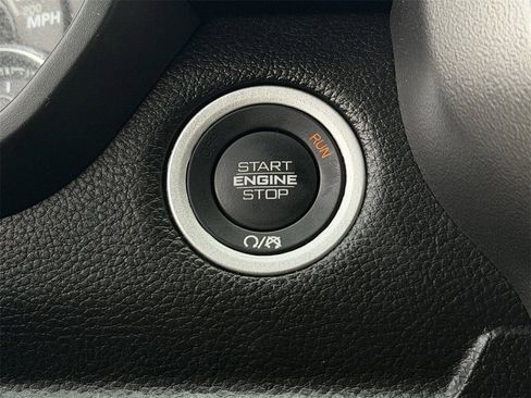 Used 2025 RAM 1500 Laramie image 21