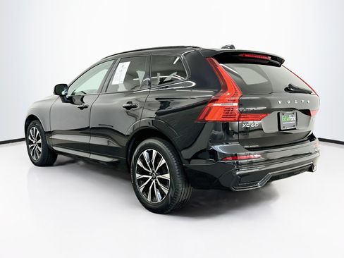 Used 2025 Volvo XC60 B5 Core AWD/4WD image 5