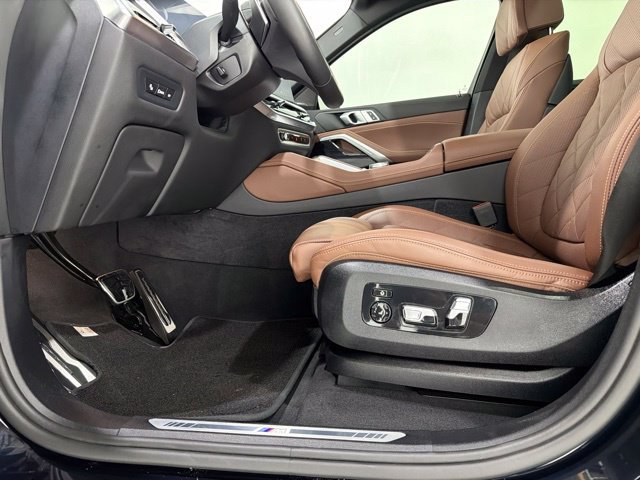 Certified 2024 BMW X6 xDrive40i w/ Premium Package AWD/4WD image 14