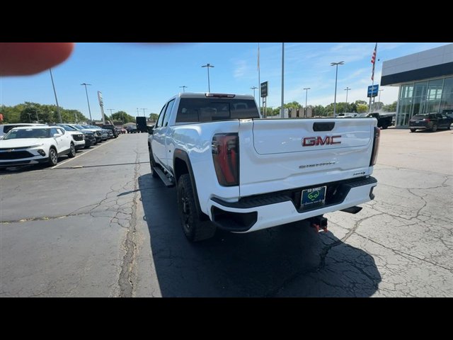 Certified 2024 GMC Sierra 2500 AT4 w/ AT4 Preferred Package AWD/4WD image 7