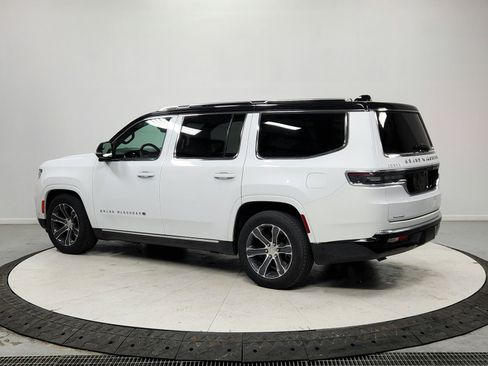 Used 2023 Jeep Grand Wagoneer 4WD image 5